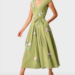 Wayward Fancies via eShakti. Size 1x-18w.